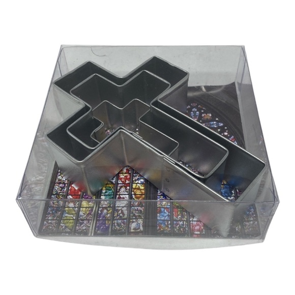 Set of 3 Tinplated Cross Cookie Cutters by R&M - Picture 6 of 6